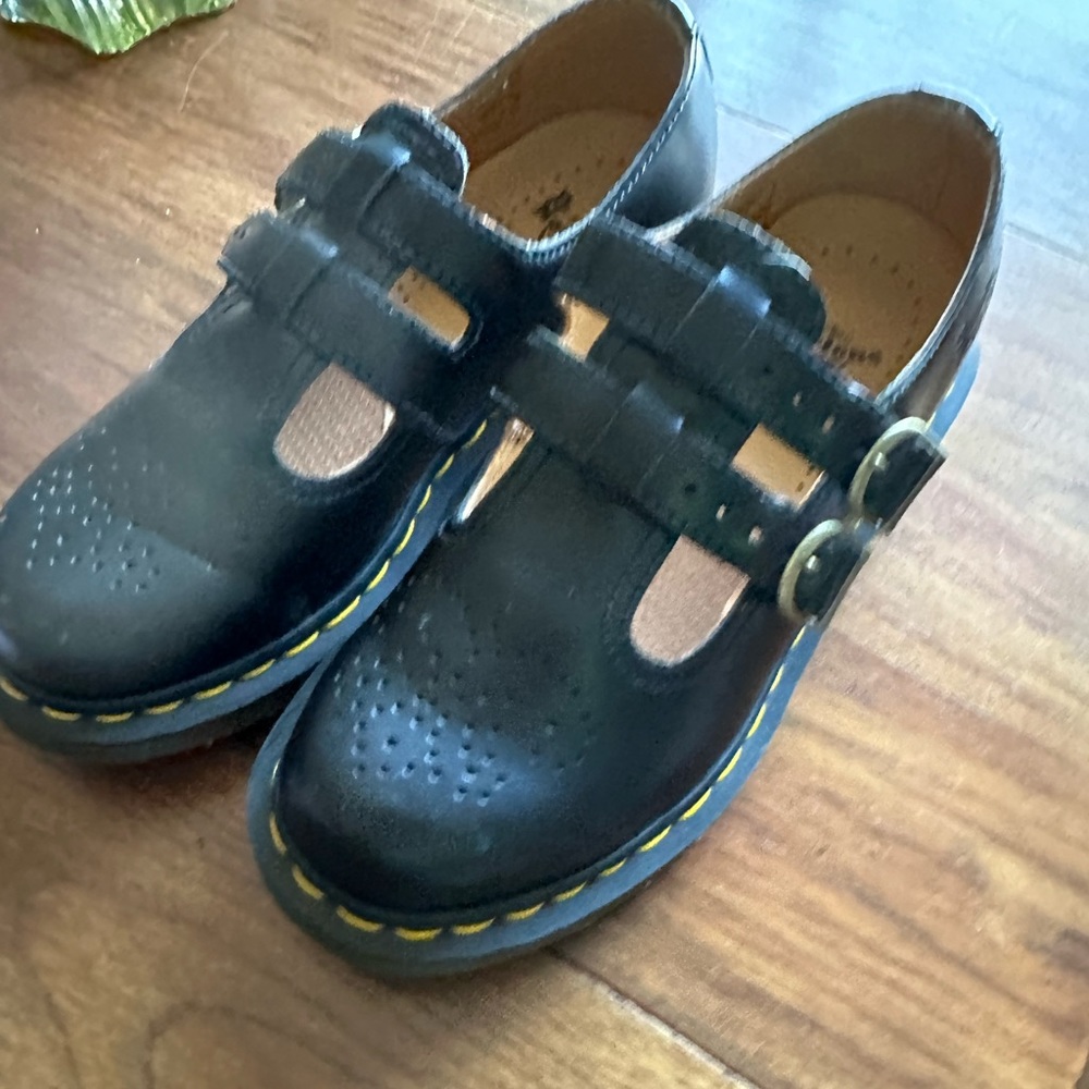 Dr Martens Mary Jane shoes